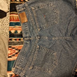 EUC Vintage Tommy Hilfiger Dad Jean Shorts